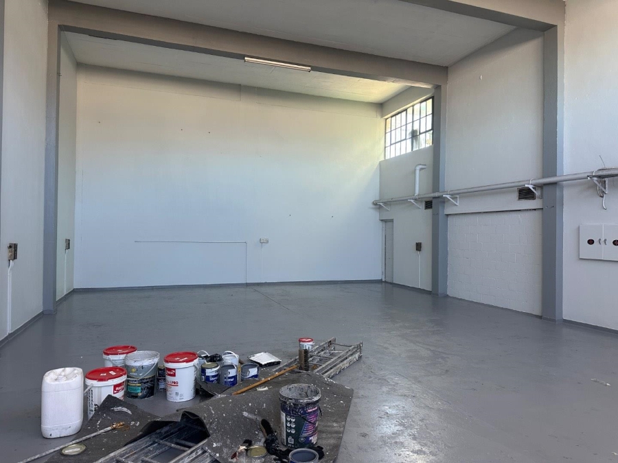 To Let commercial Property for Rent in Maitland Western Cape